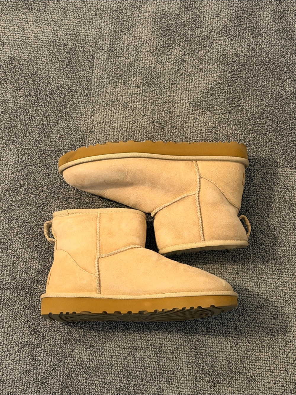 UGG Mini II Boots